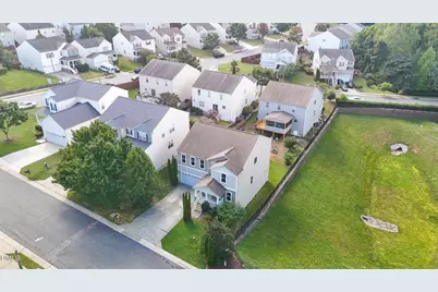 3723 Charleston Park Drive, Raleigh, NC 27604 - Photo 2
