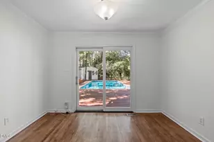 600 Churchill Dr, Chapel Hill, NC 27517 - Photo 20