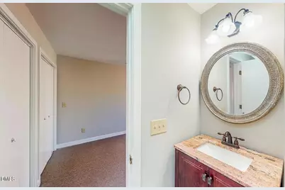 10 Bayswater Place, Chapel Hill, NC 27517 - Photo 14
