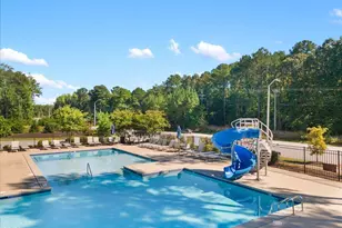 402 Rittenhouse Ct, Fuquay Varina, NC 27526 - Photo 2