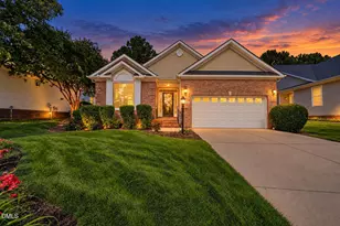 2007 Heritage Pines Dr, Cary, NC 27519 - Photo 2