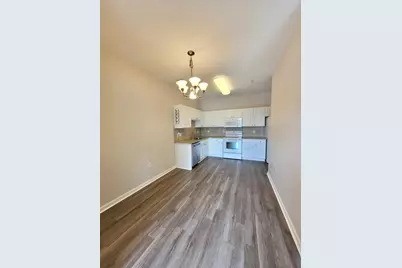 2511 Huntscroft Lane #201, Raleigh, NC 27617 - Photo 4