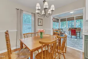 207 Honeysuckle Ln, Cary, NC 27513 - Photo 8