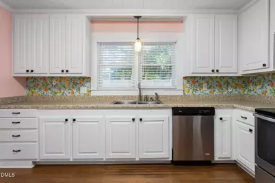407 W Crawford Street, Mebane, NC 27302 - Photo 16
