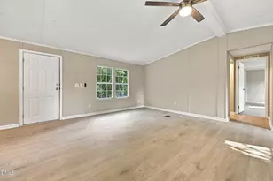 302 Vass Rd, Spring Lake, NC 28390 - Photo 8