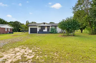 209 Chic Ennis Rd, Coats, NC 27521 - Photo 2