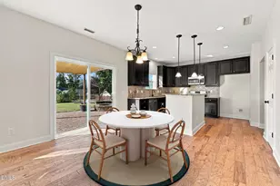 1021 Harvest Point Dr, Fuquay-Varina, NC 27526 - Photo 4