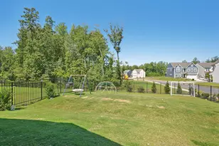 303 Bent Willow Dr, Clayton, NC 27527 - Photo 36