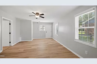 210 Reynolds Avenue N, Durham, NC 27707 - Photo 18
