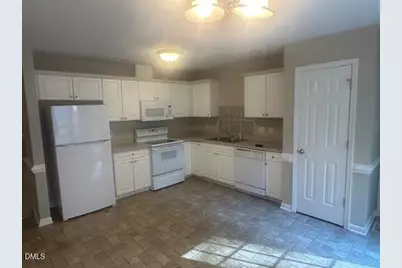 350 Opal Lane, Clayton, NC 27520 - Photo 4