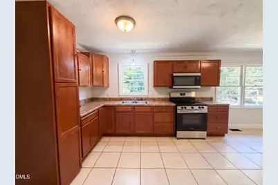 3224 Sandhill Drive, Fayetteville, NC 28306 - Photo 2