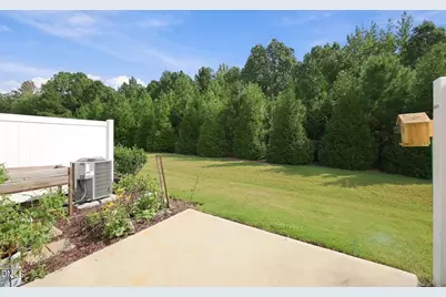 504 Barrington Row Avenue, Zebulon, NC 27597 - Photo 32