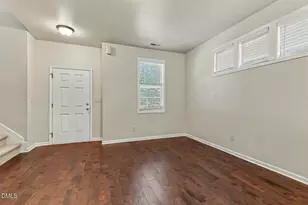 328 Chamberlain Dr, Clayton, NC 27527 - Photo 8