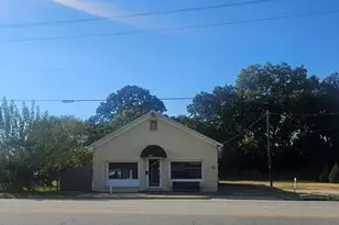 804 S Clinton Ave, Dunn, NC 28334 - Photo 1