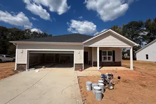 406 Thorntons Creek Dr, Erwin, NC 28339 - Photo 1