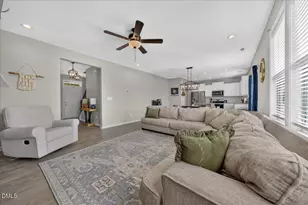 26 Greenhouse St, Zebulon, NC 27597 - Photo 6