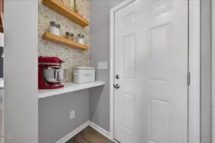26 Greenhouse St, Zebulon, NC 27597 - Photo 14