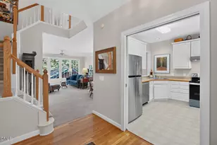 110 Westgreen Dr, Chapel Hill, NC 27516 - Photo 6