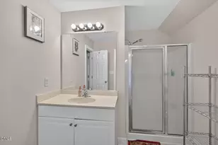 6813 Barbee Rd, Durham, NC 27713 - Photo 16