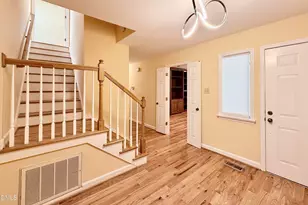 106 Montrose Dr, Durham, NC 27707 - Photo 6
