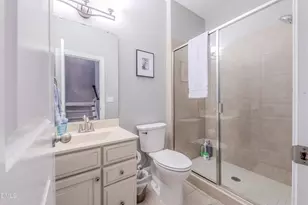 3608 Rolston Dr, Raleigh, NC 27609 - Photo 28