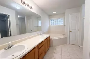 5239 Heather St, Hope Mills, NC 28348 - Photo 6
