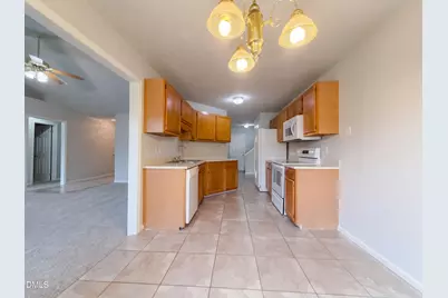 5239 Heather Street, Hope Mills, NC 28348 - Photo 4