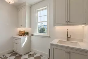 205 Park Ave, Raleigh, NC 27605 - Photo 34