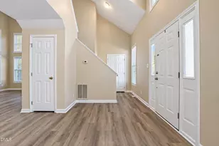 105 Mint Hill Dr, Cary, NC 27519 - Photo 8