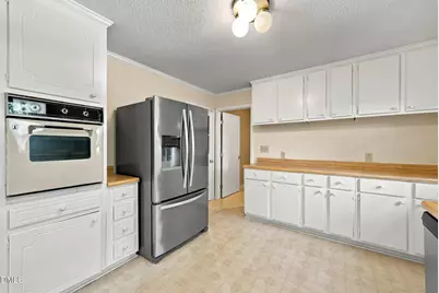 100 E C Street, Erwin, NC 28339 - Photo 6