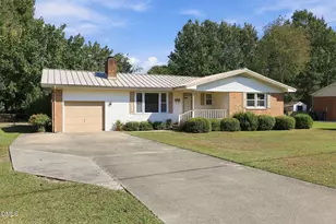 100 E C St, Erwin, NC 28339 - Photo 2