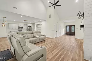 456 Shawnee Dr, Louisburg, NC 27549 - Photo 2