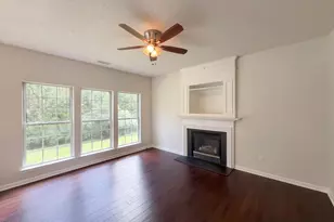 504 Quartz Dr, Durham, NC 27703 - Photo 2