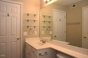 1221 Westview Ln, Raleigh, NC 27605 - Photo 18