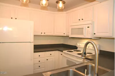 1221 Westview Lane #301, Raleigh, NC 27605 - Photo 10
