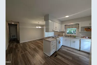 904 N Lee Street, Zebulon, NC 27597 - Photo 14