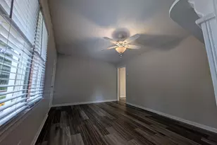904 N Lee St, Zebulon, NC 27597 - Photo 8