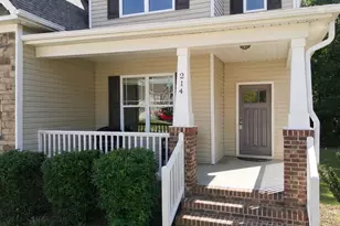 214 Hawkesburg Dr, Clayton, NC 27527 - Photo 2