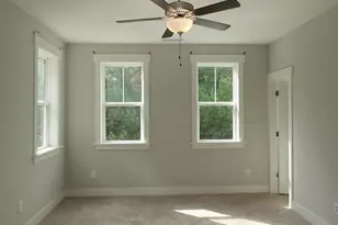 35 Hawk Point Rd, Chapel Hill, NC 27516 - Photo 16