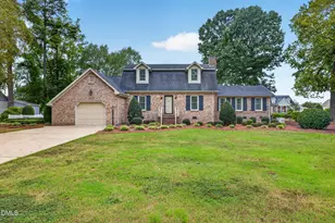 1003 W Pope St, Dunn, NC 28334 - Photo 2