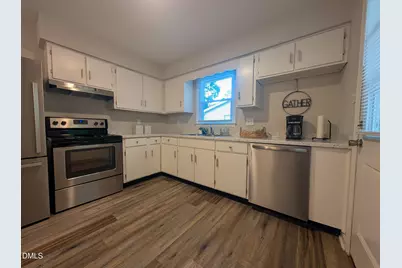 118 E McIver Street, Zebulon, NC 27597 - Photo 10