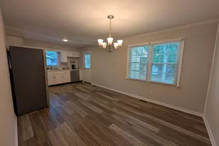 118 E McIver St, Zebulon, NC 27597 - Photo 6