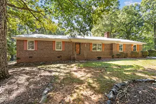 8304 Hillcrest Farm Rd, Sanford, NC 27330 - Photo 4