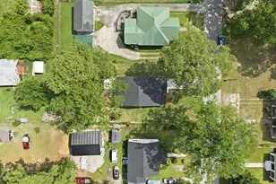 306 S Washington Ave, Dunn, NC 28334 - Photo 8