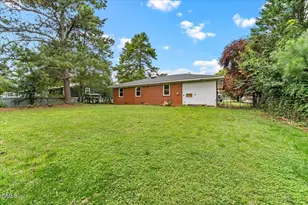 1850 S Clearview Dr, Henderson, NC 27536 - Photo 26