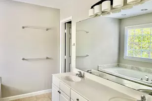 101 Cockleshell Ct, Cary, NC 27513 - Photo 12