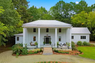 123 Harmony Hill Ln, Cary, NC 27513 - Photo 2