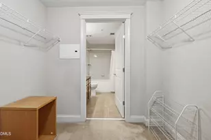 222 Glenwood Ave, Raleigh, NC 27603 - Photo 8