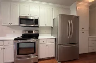 128 Kelly Ln, Clayton, NC 27520 - Photo 4