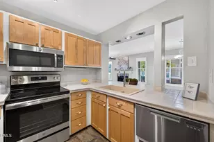 512 Springfork Dr, Cary, NC 27513 - Photo 18